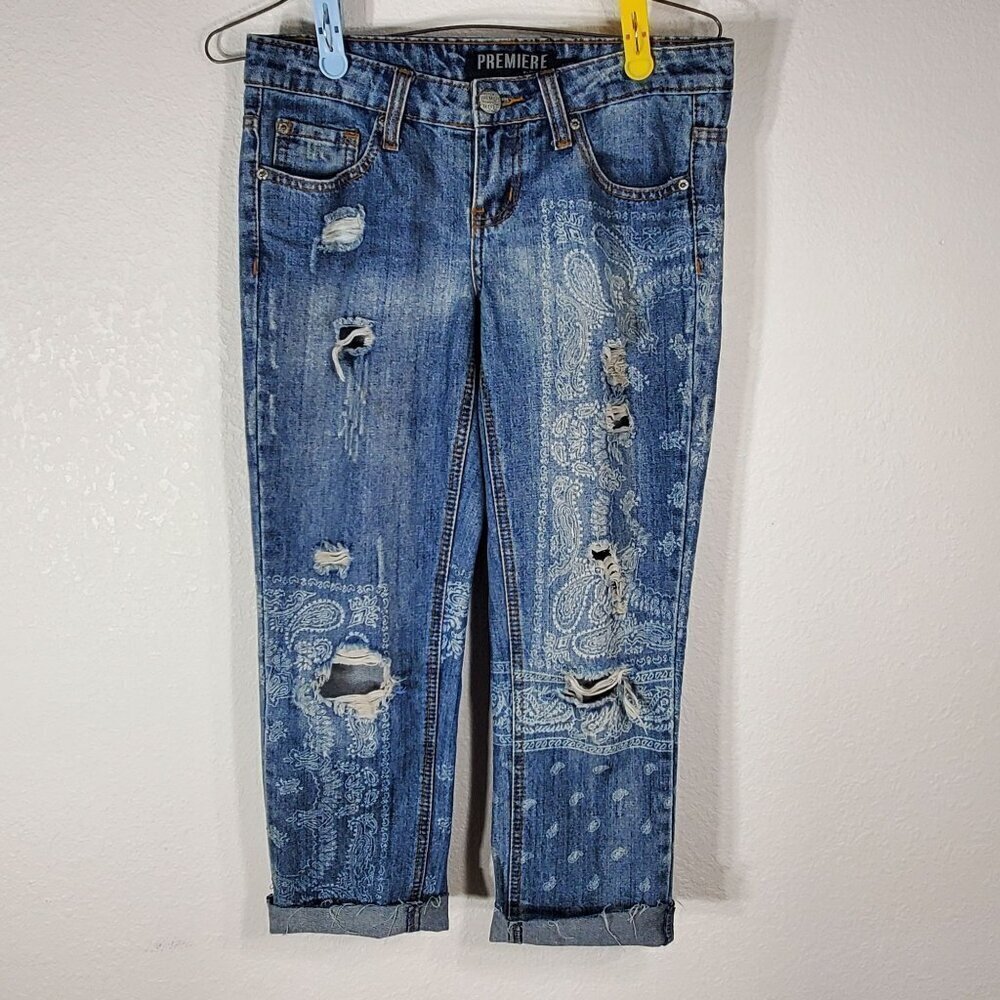 Premiere Rue 21 Womens Size 1/2R Distressed Bandana Print Blue Denim Capri 30x23